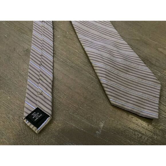 Claiborne Men's Necktie Grey Blue Stripe 100% Silk 58” x3.5” - Picture 2 of 3